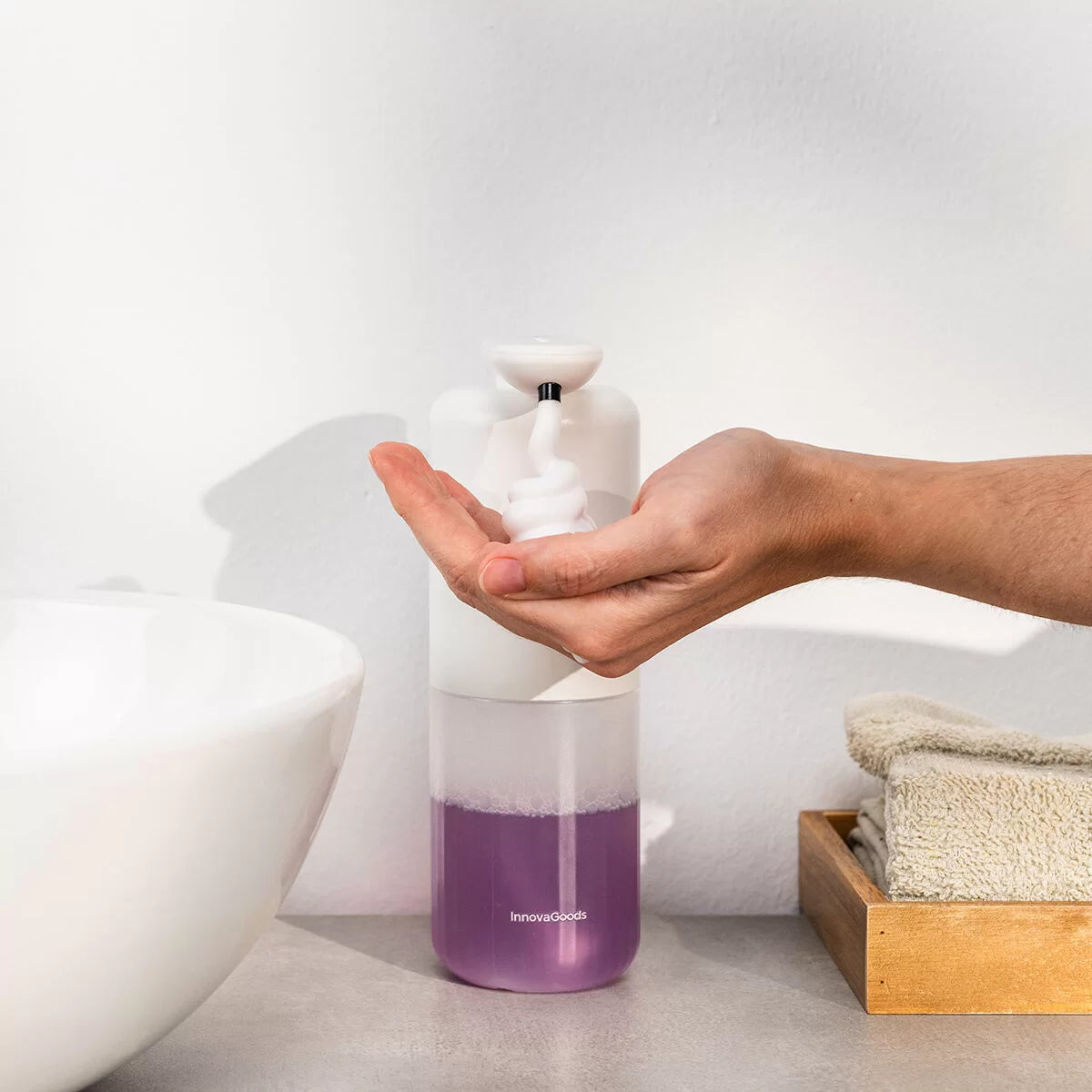 dozator-automat-de-sapun-spumant-reincarcabil-bitefom-innovagoods_982788