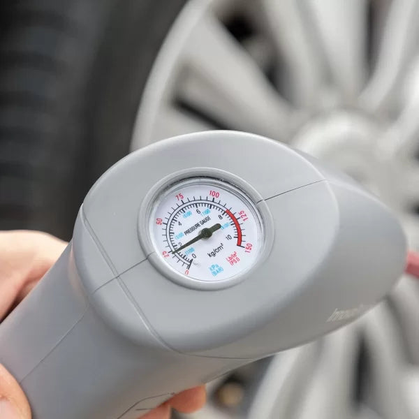 compresor-de-aer-portabil-cu-led-airpro-innovagoods_119450 (4)